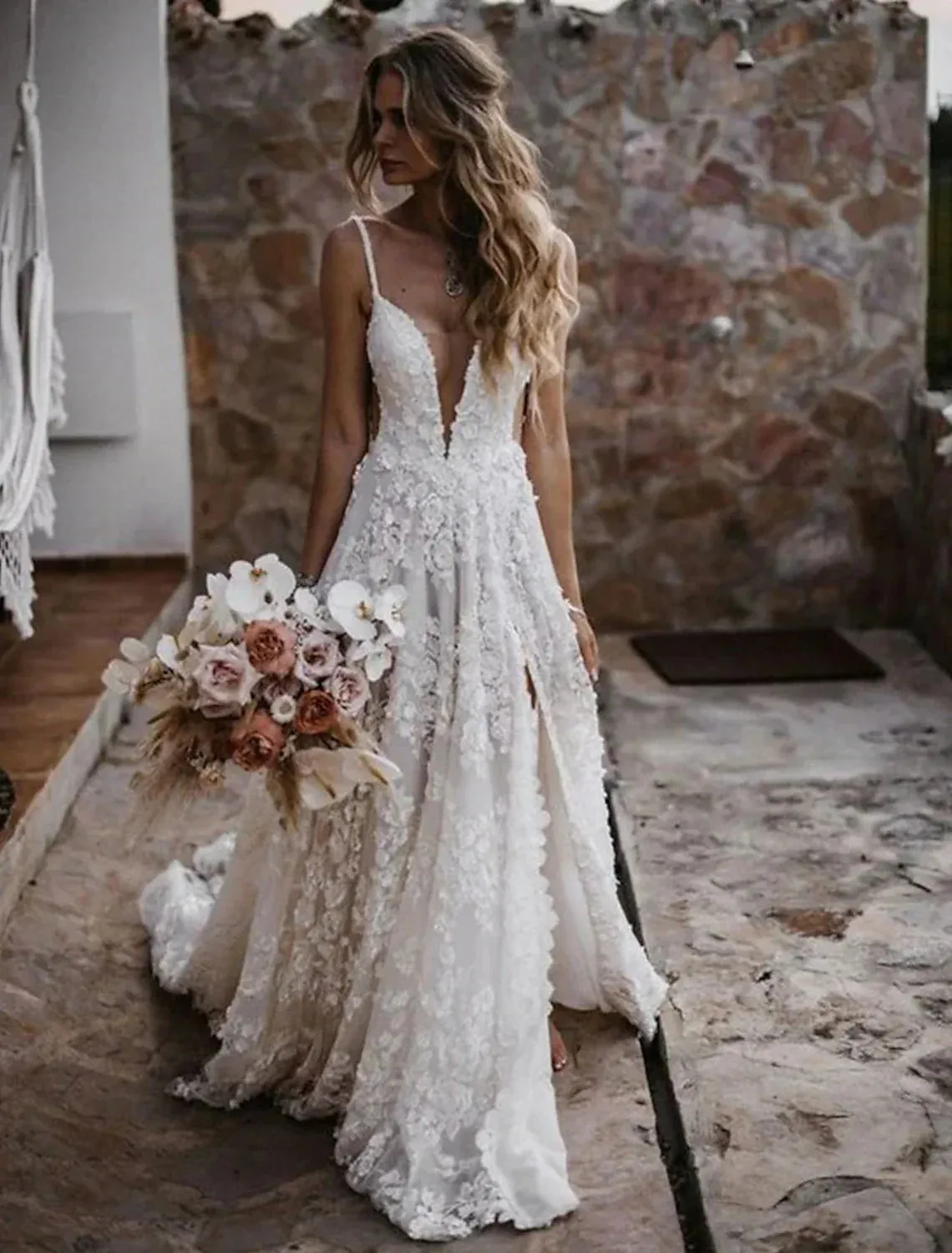 Beach Sexy Boho Wedding Dresses A-Line Sweetheart Camisole Spaghetti Strap Court Train Lace Outdoor Bridal Gowns With Appliques Split Front 2023 Summer Wedding Party, Women__ Clothing